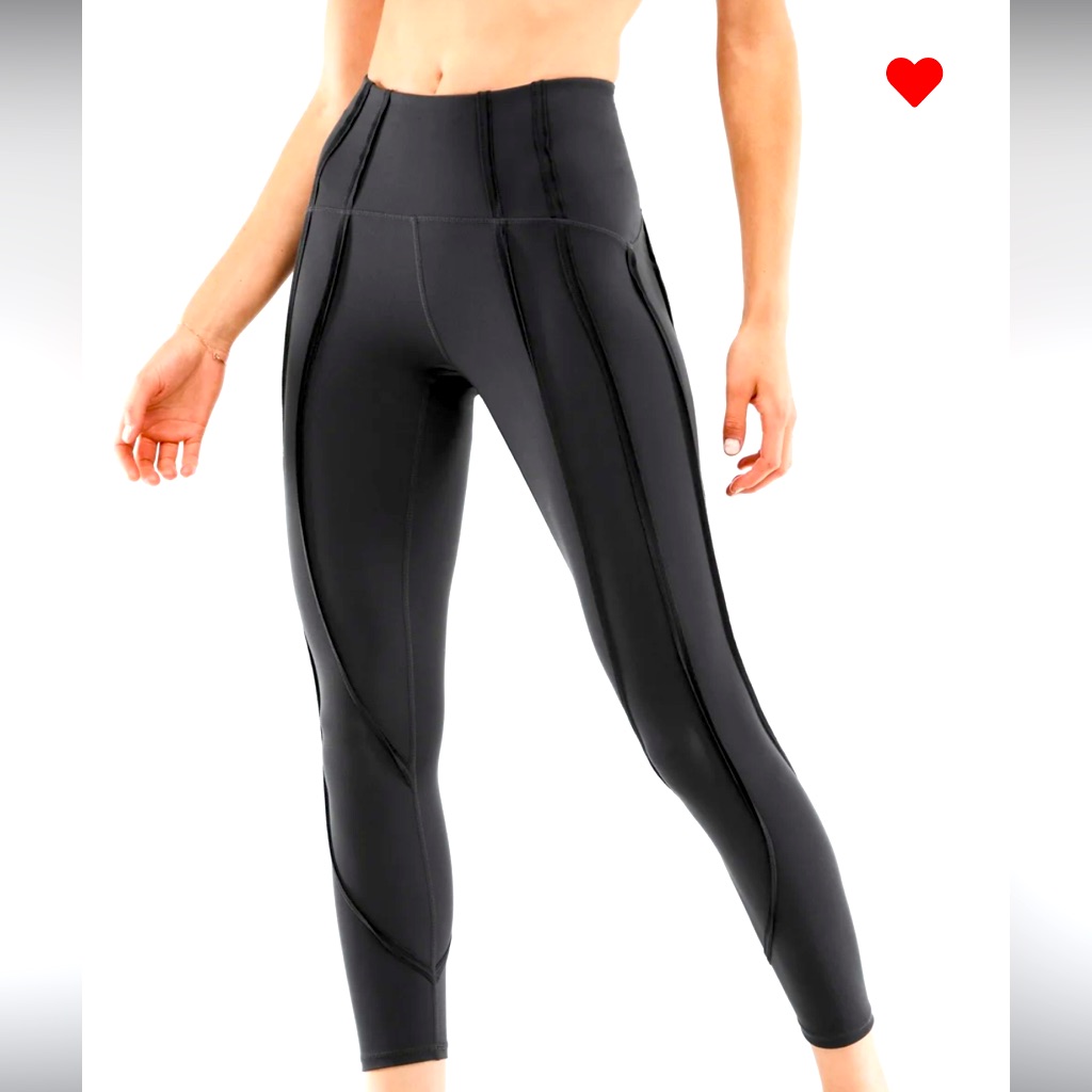 Fabletics High-Waisted Ultraluxe Contour 7/8